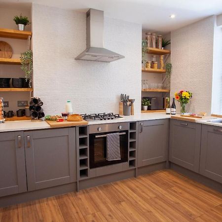 Oxford Street Grand Apartment- Free Evening Parking 사우샘프턴 외부 사진
